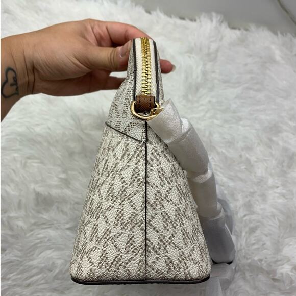 NWT MICHAEL KORS Jet Set Travel Medium Logo Dome Crossbody Bag - Picture 10 of 10